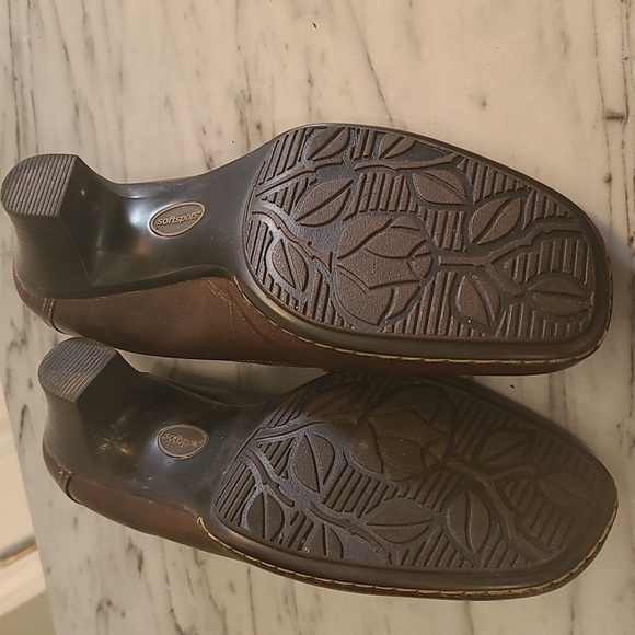 Shoes - Picture 4 of 4